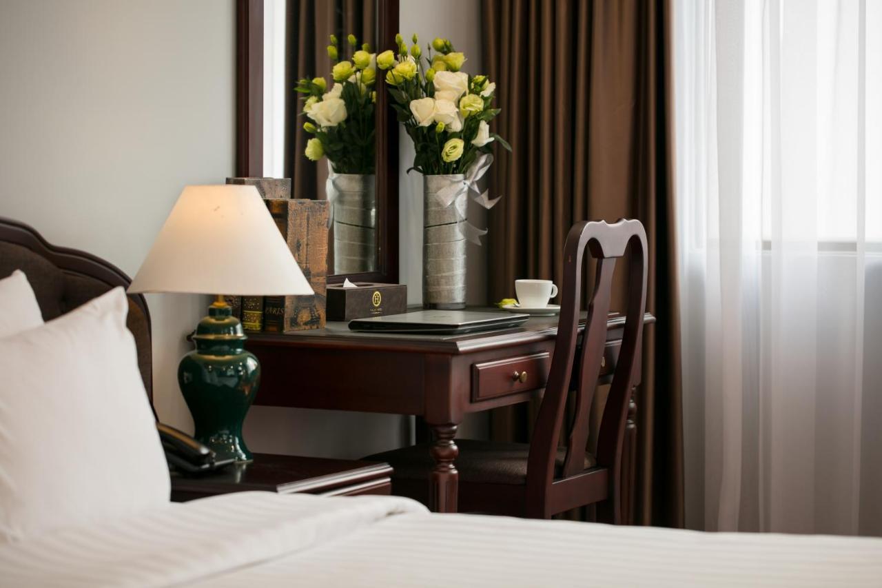 Khách sạn Halais 4*
